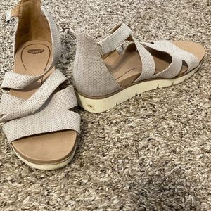 Dr schools wedge sandal